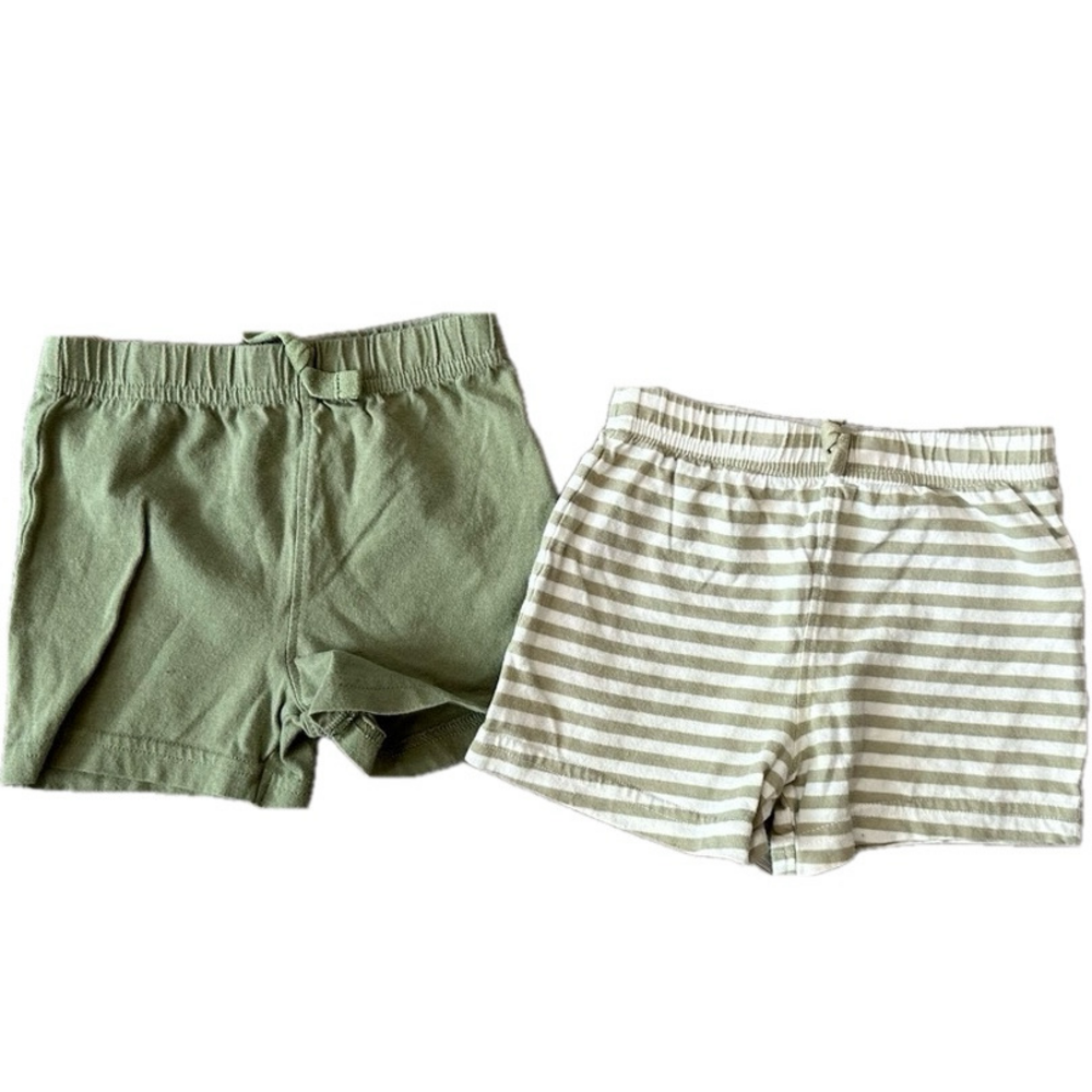 4/20$ Set of 2 BABY BUNDLES PLACE shorts size 12-18 months